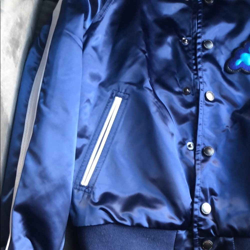 Burberry jacket - Picture 3 of 6